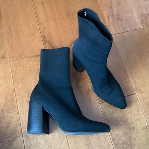 Steve Madden black boots in size 9